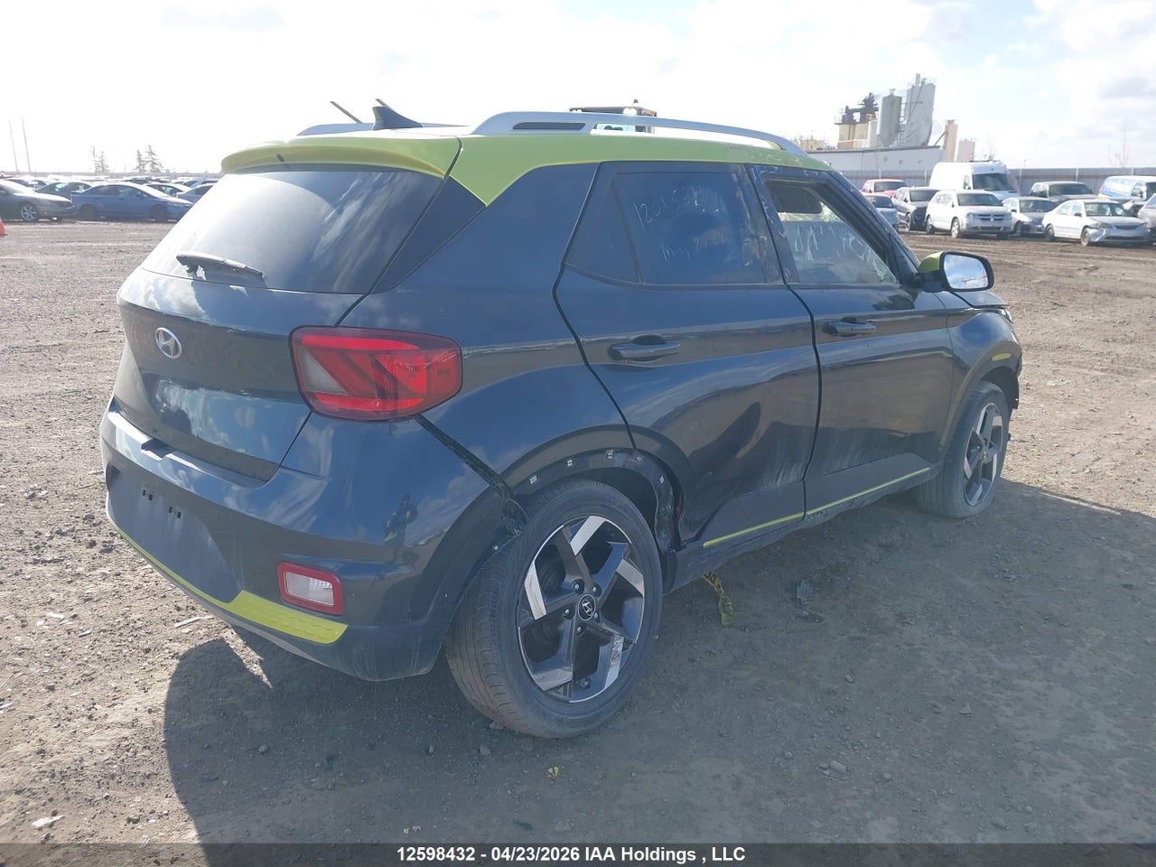 2021 HYUNDAI VENUE TREND WITH URBAN EDITION PACKAGE WITH GREY-LIME INTERIOR COLOUR PACK thumbnail 5