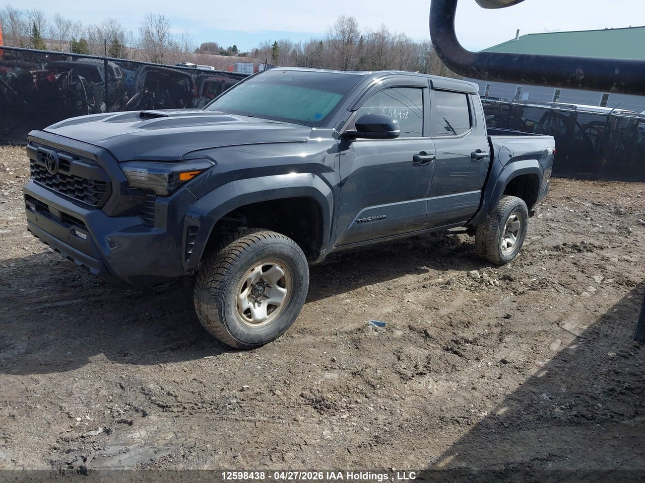 2025 TOYOTA TACOMA thumbnail 3
