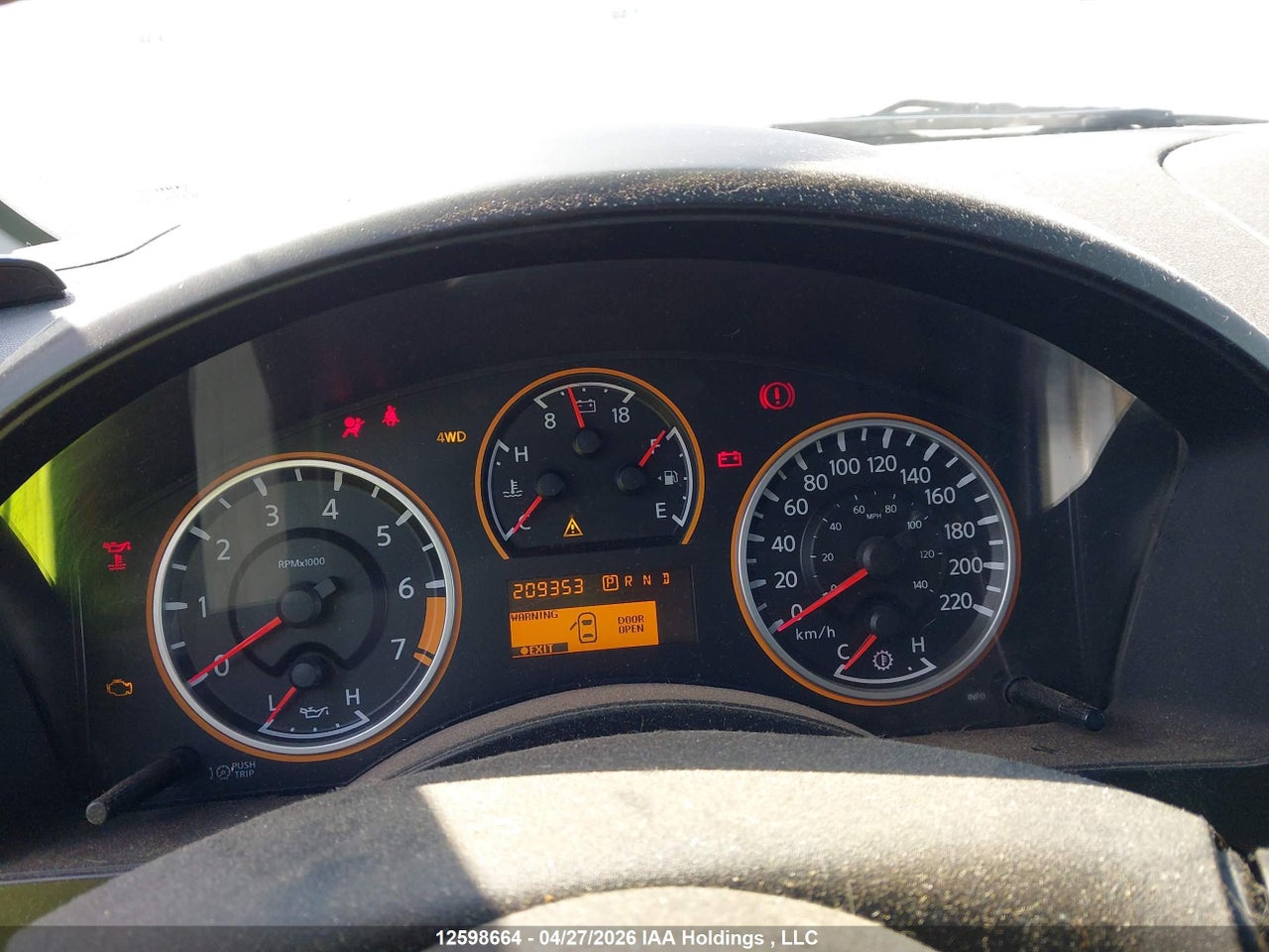 2012 NISSAN TITAN S/SV/PRO-4X thumbnail 8