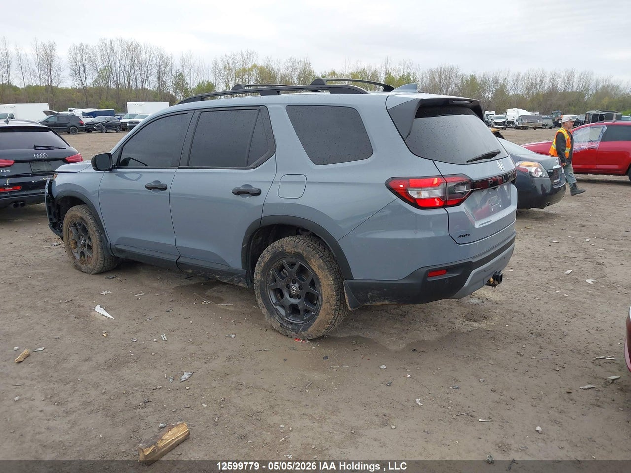 2025 HONDA PILOT thumbnail 4