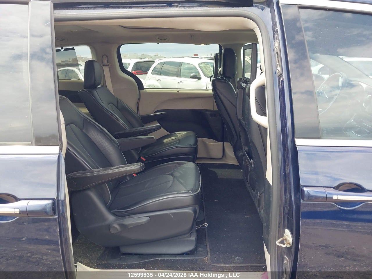 2018 CHRYSLER PACIFICA HYBRID LIMITED thumbnail 9