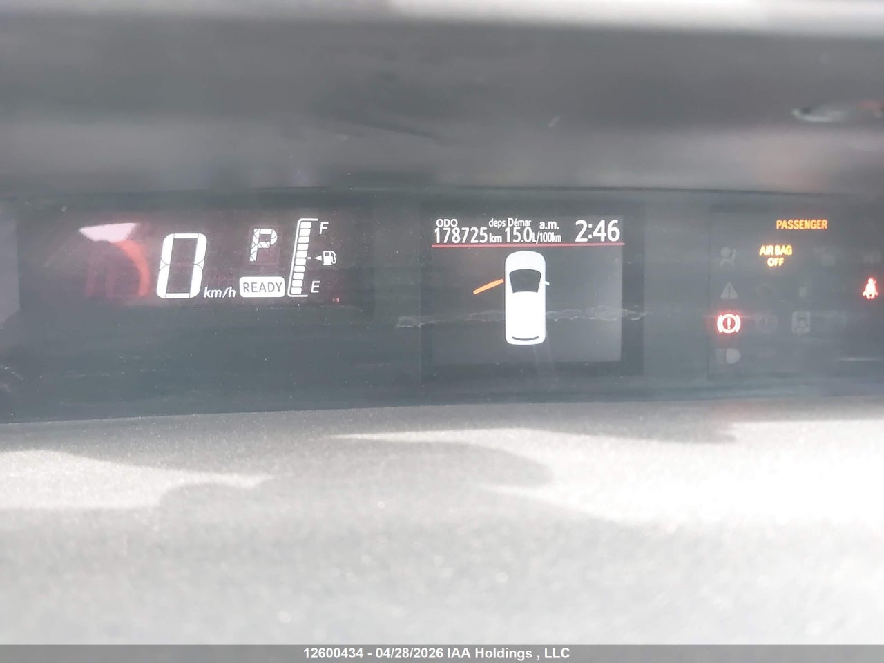 2015 TOYOTA PRIUS thumbnail 8