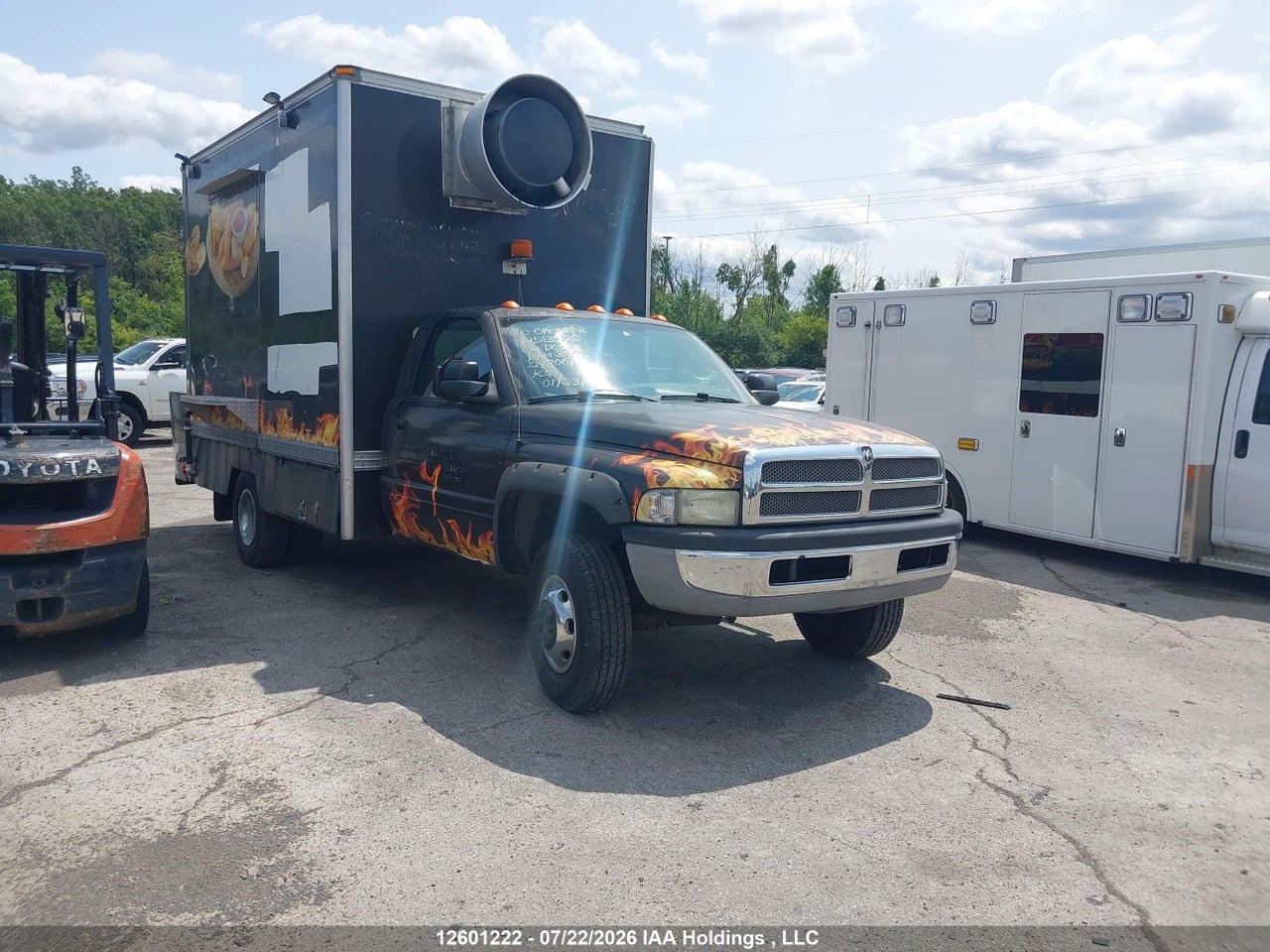 2002 DODGE RAM 3500 ST thumbnail 2