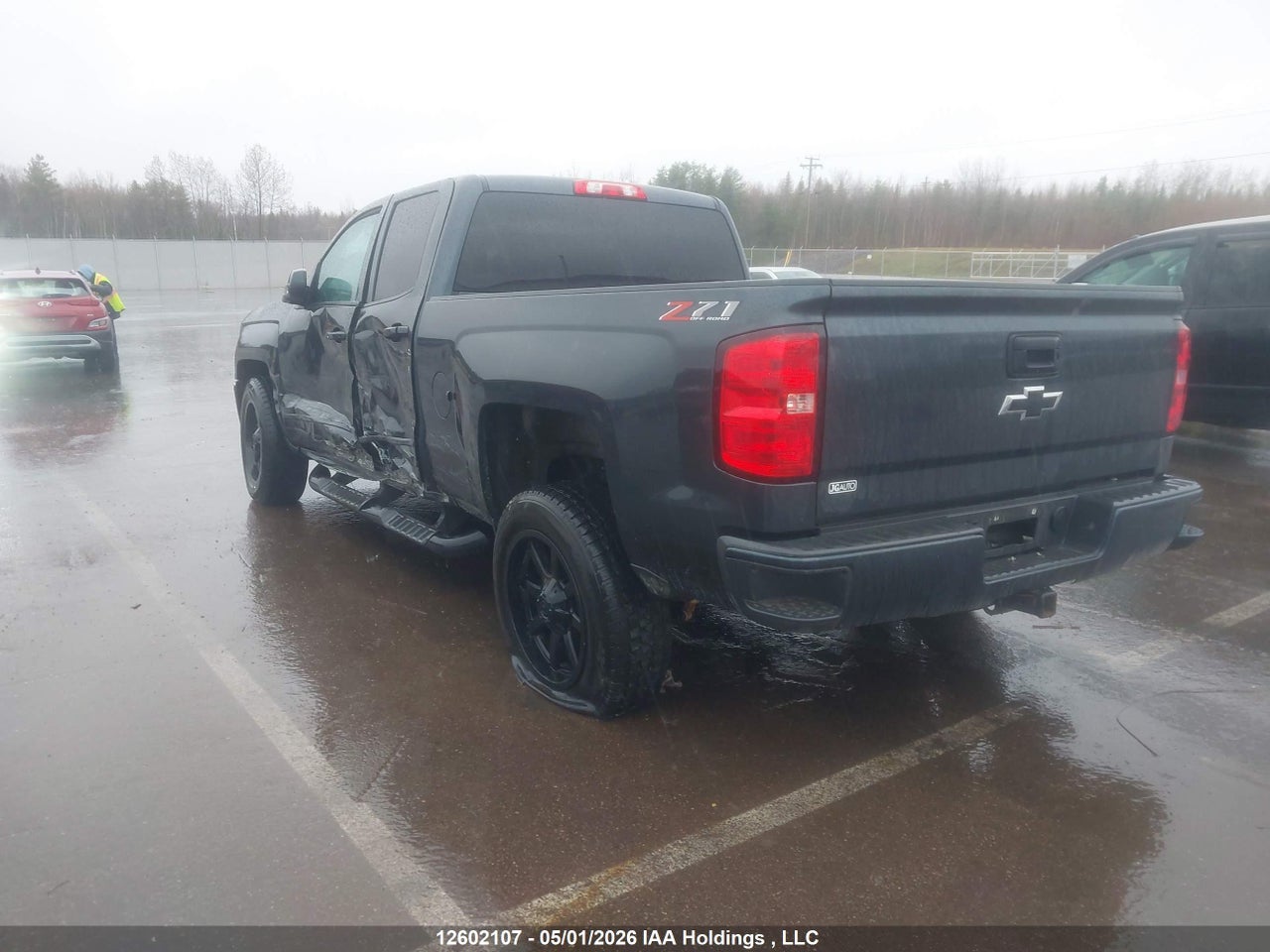 2019 CHEVROLET SILVERADO LD K1500 LT thumbnail 4