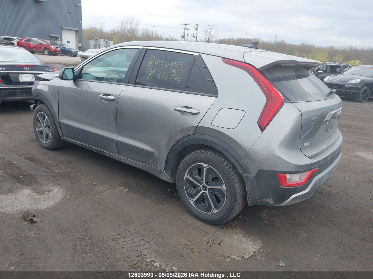 2025 KIA NIRO thumbnail 4