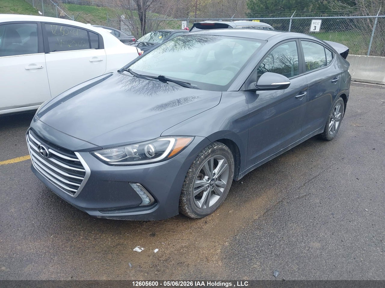 2018 HYUNDAI ELANTRA thumbnail 3