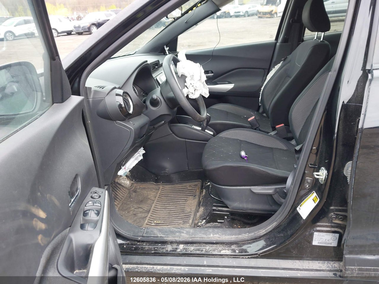 2019 NISSAN KICKS thumbnail 6