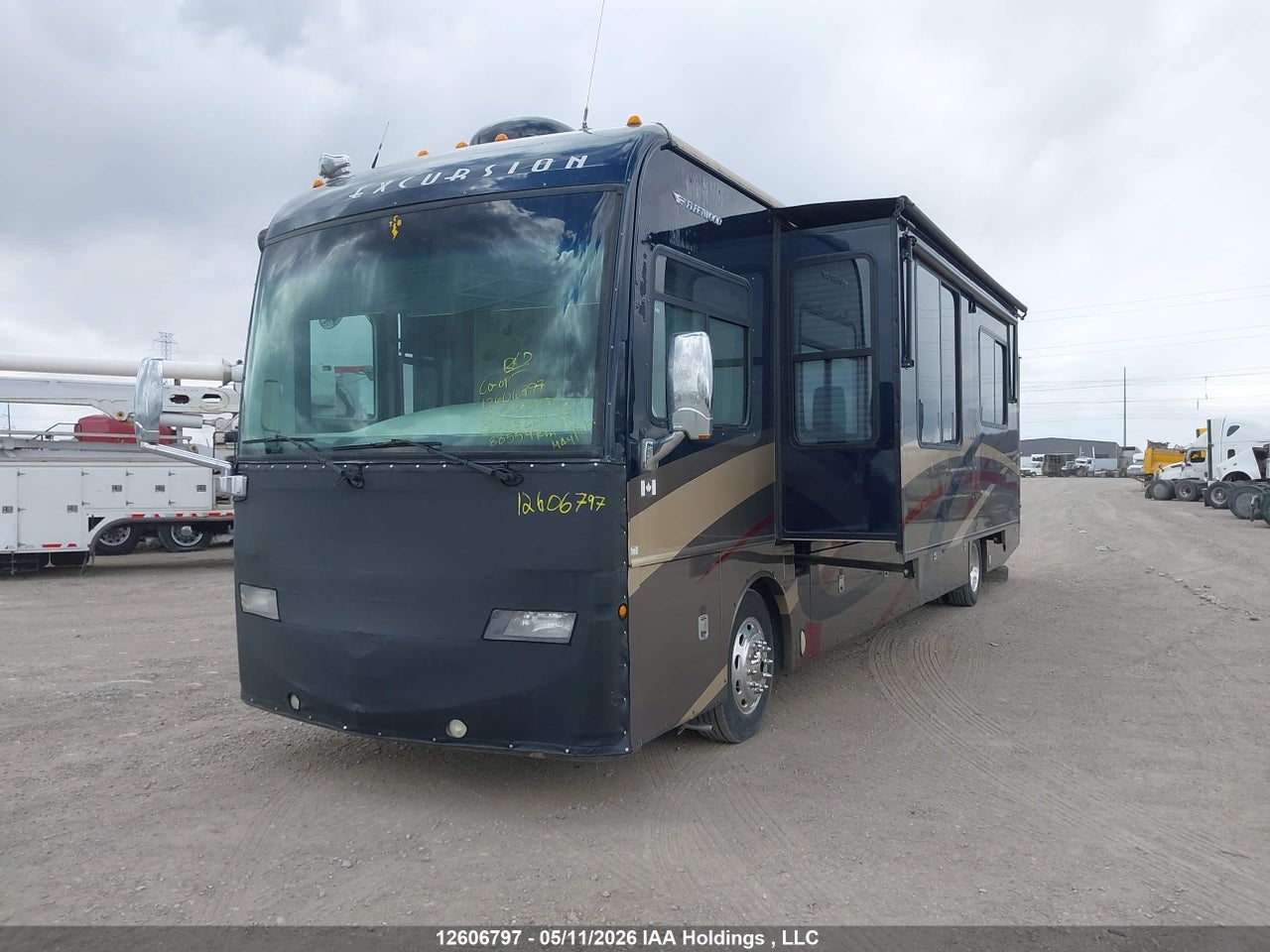 2009 FREIGHTLINER CHASSIS XC thumbnail 3