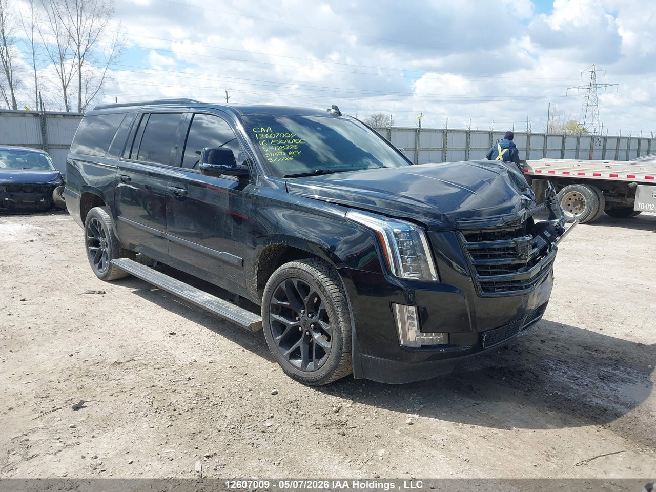 2016 CADILLAC ESCALADE ESV PLATINUM thumbnail 2