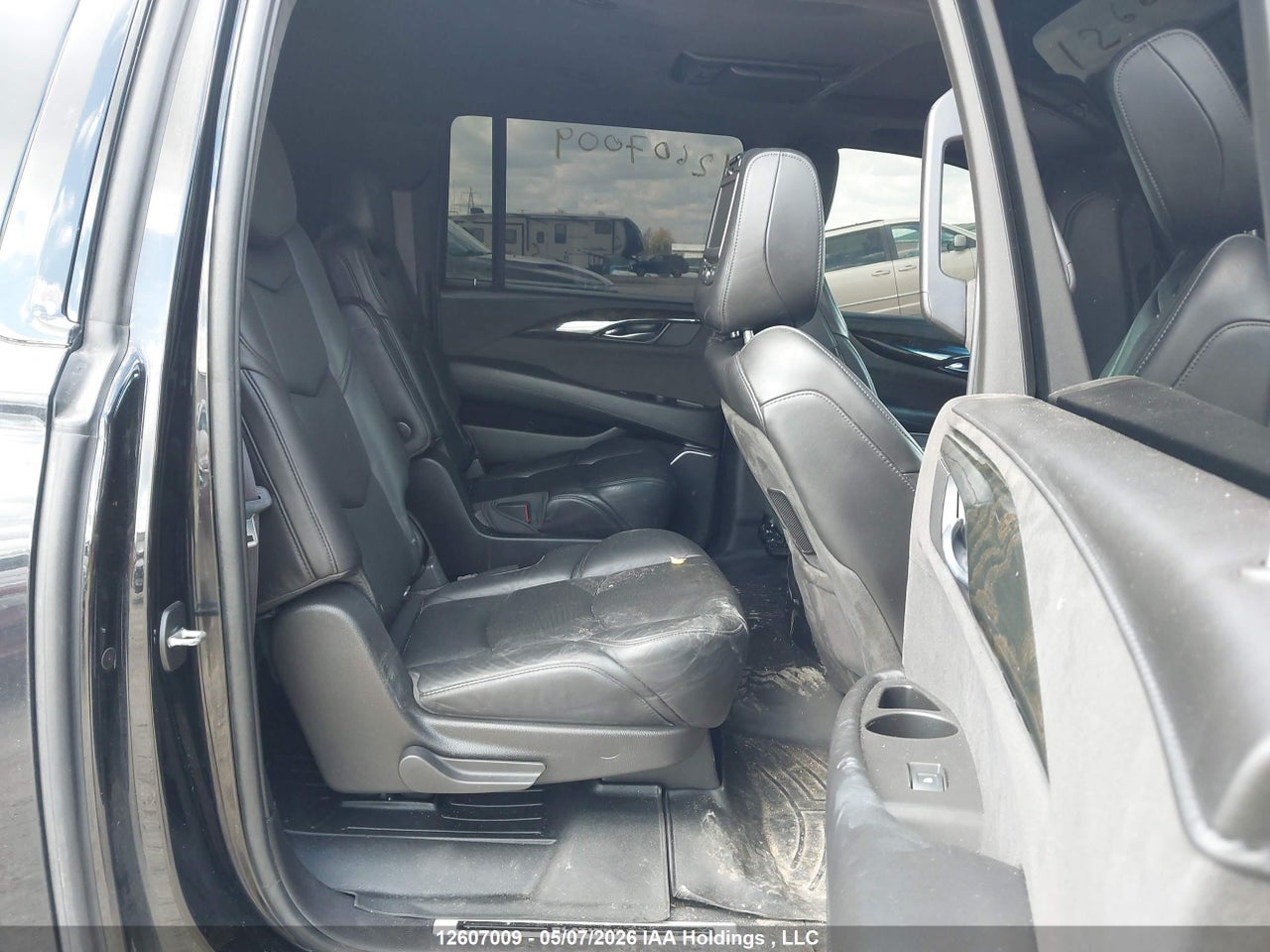 2016 CADILLAC ESCALADE ESV PLATINUM thumbnail 9