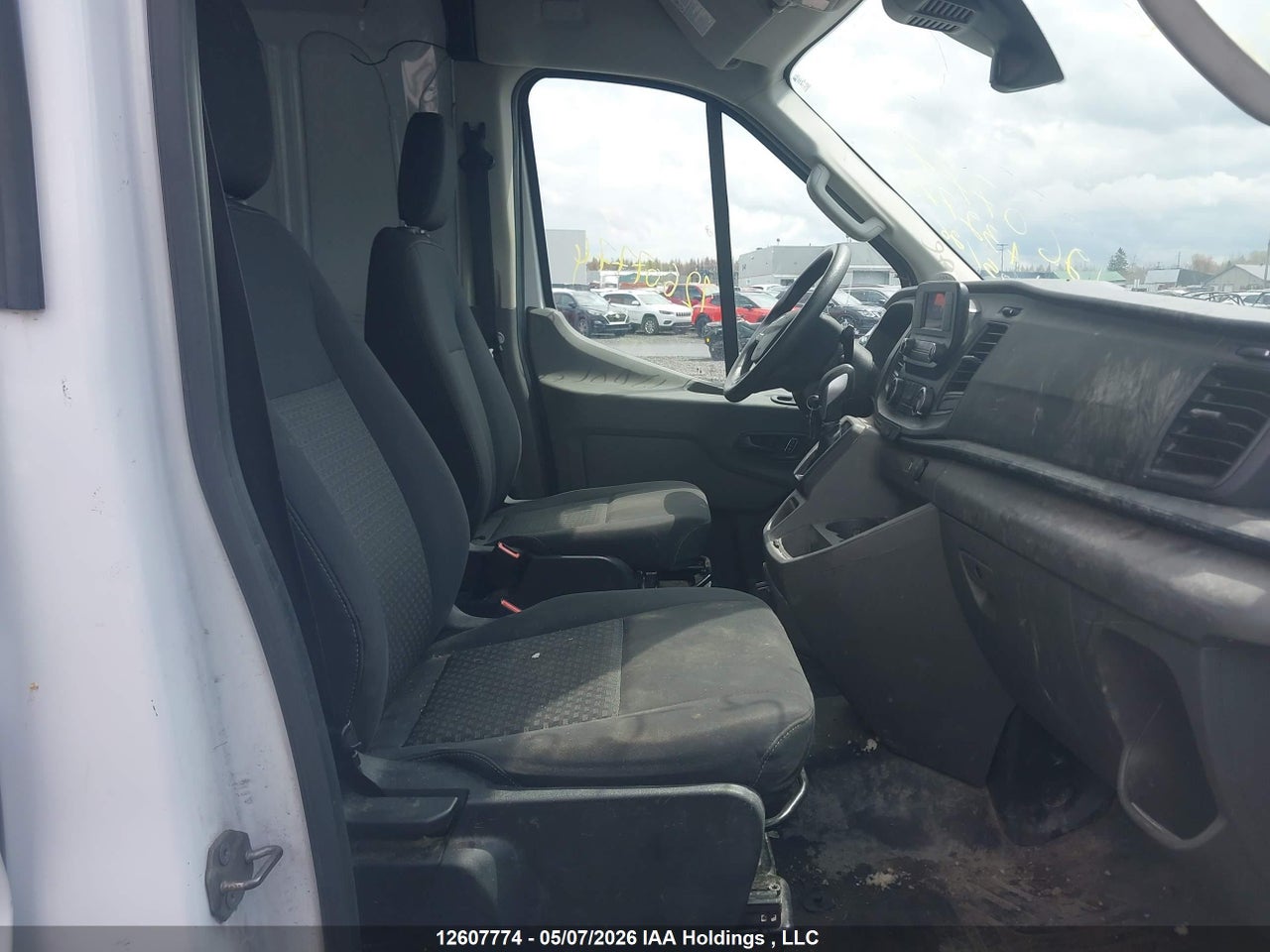 2024 FORD TRANSIT-250 CARGO thumbnail 6