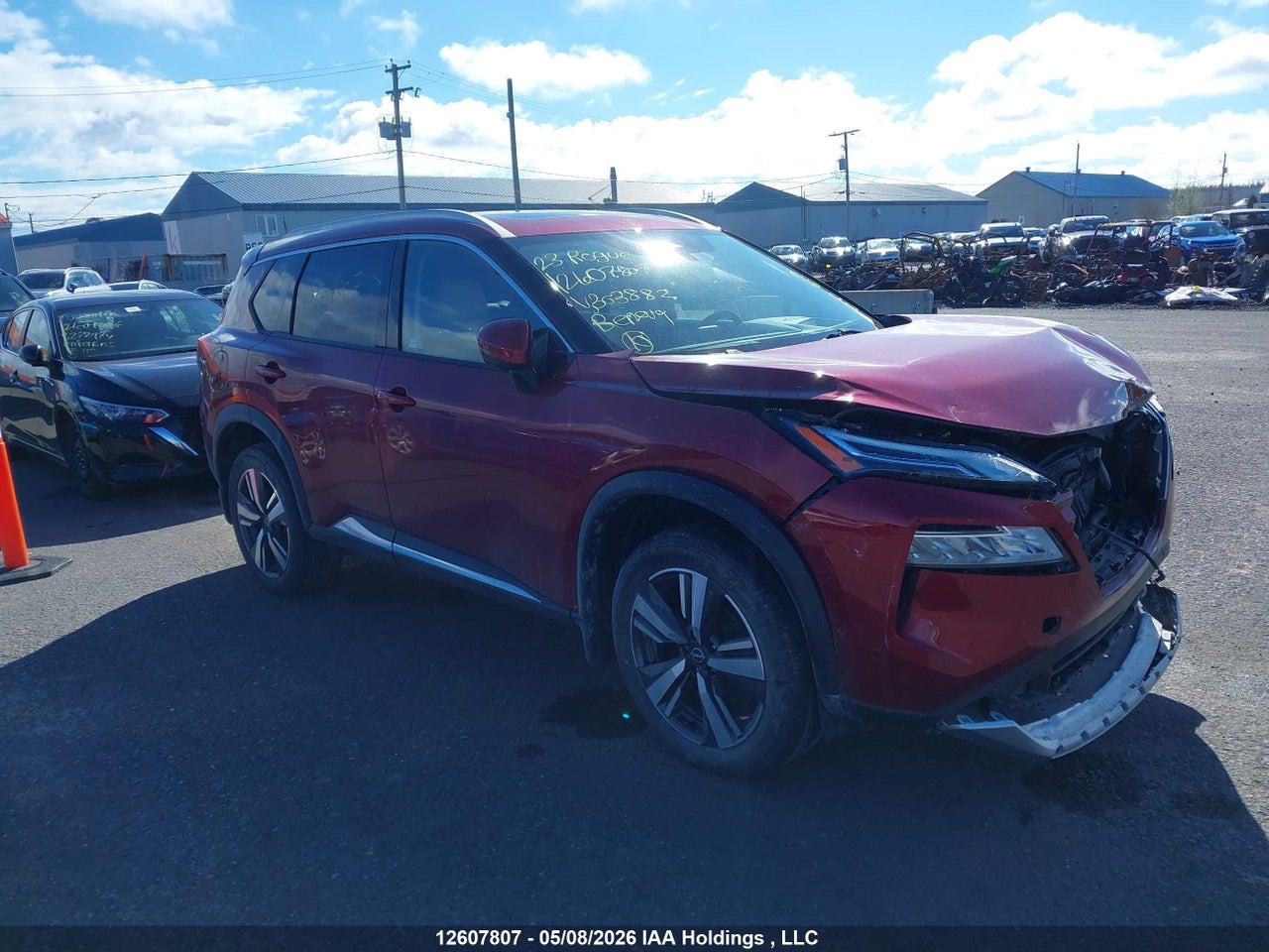 2023 NISSAN ROGUE PLATINUM thumbnail 2