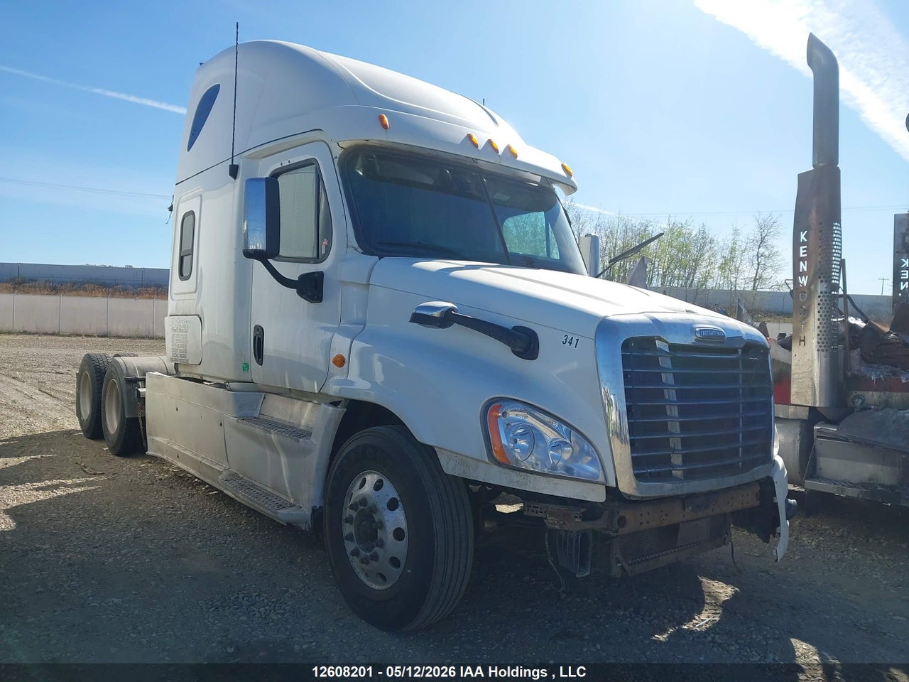 2013 FREIGHTLINER CASCADIA 125 thumbnail 2
