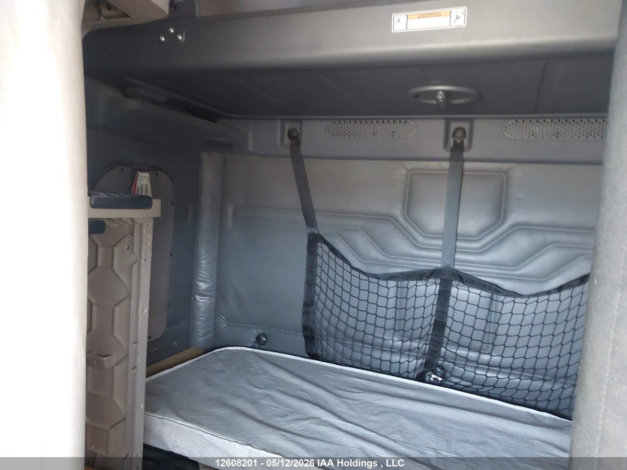 2013 FREIGHTLINER CASCADIA 125 thumbnail 6