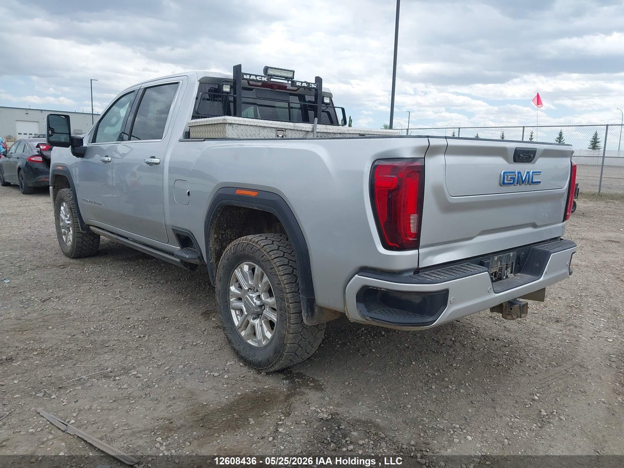 2023 GMC SIERRA 2500HD DENALI thumbnail 4