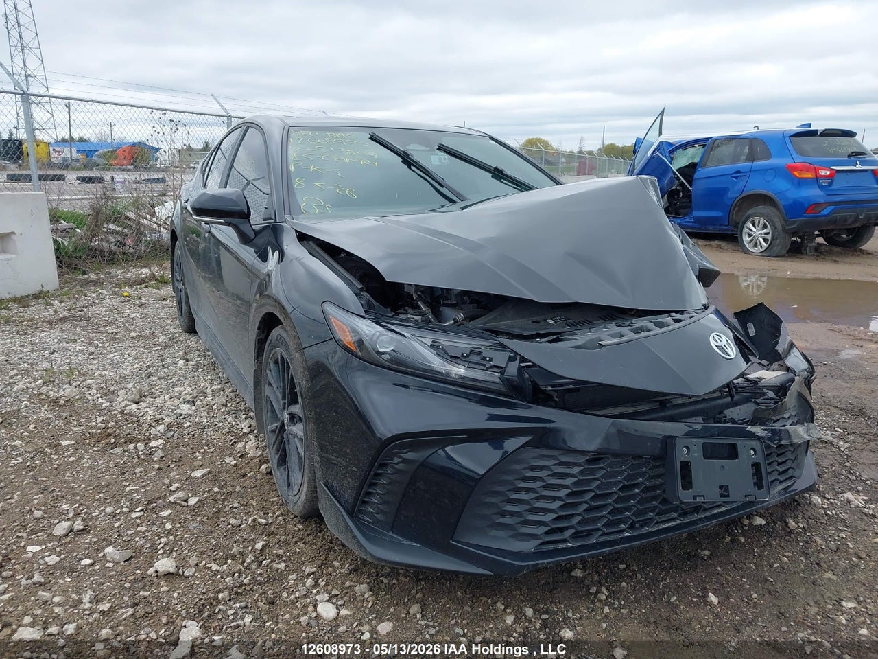 2025 TOYOTA CAMRY SE thumbnail 2