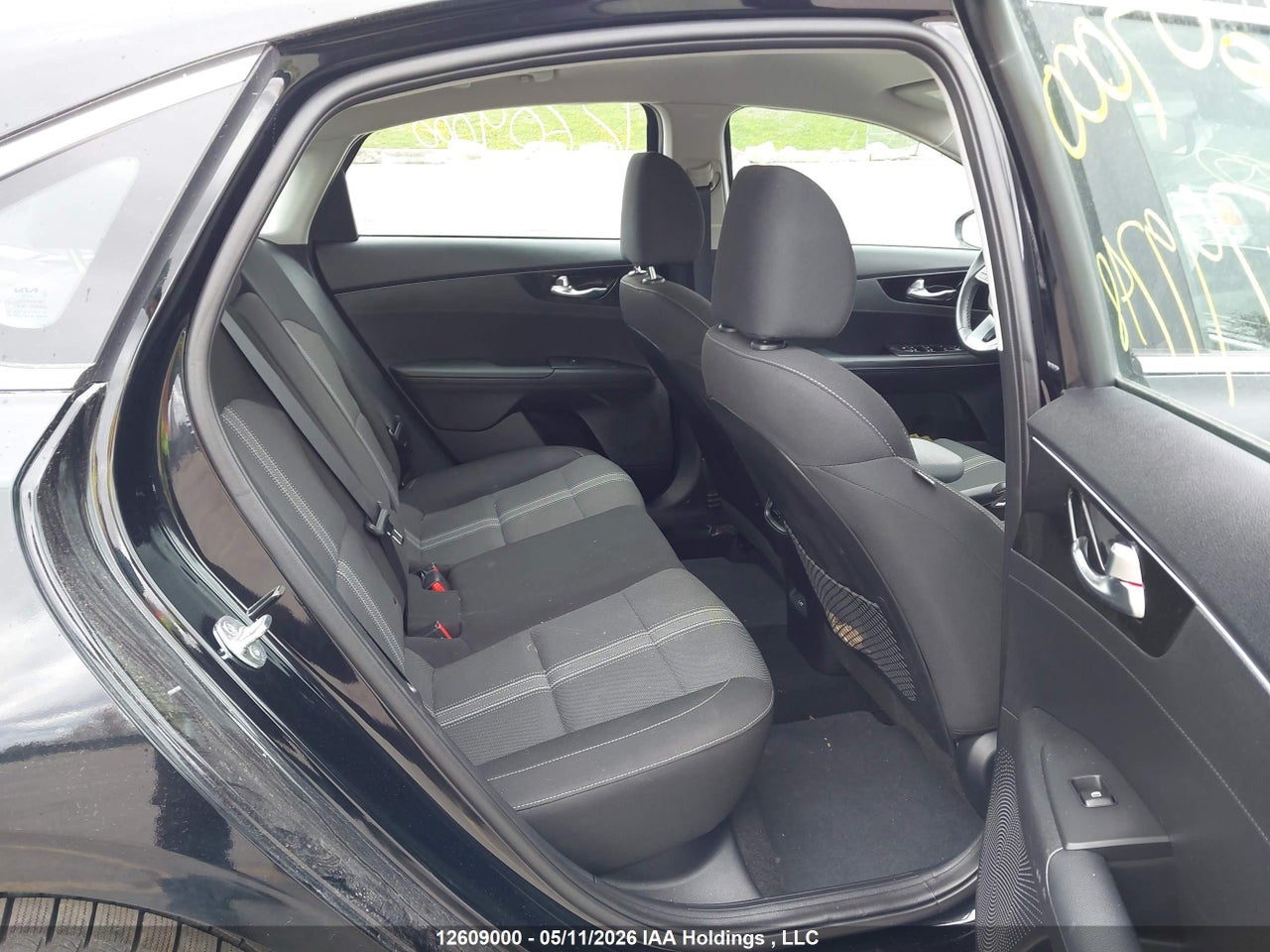 2024 KIA FORTE thumbnail 9