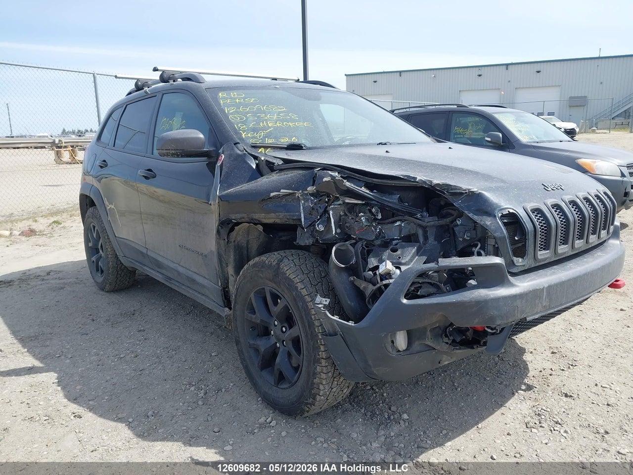 2018 JEEP CHEROKEE TRAILHAWK thumbnail 2