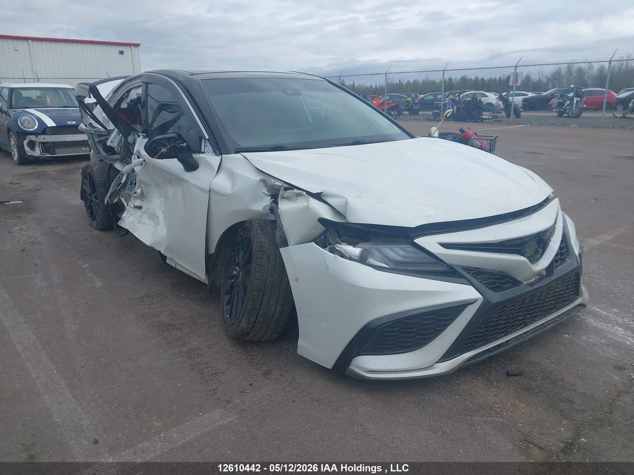 2023 TOYOTA CAMRY XSE thumbnail 2