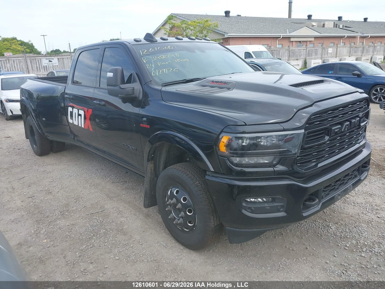 2024 RAM 3500 LIMITED thumbnail 2