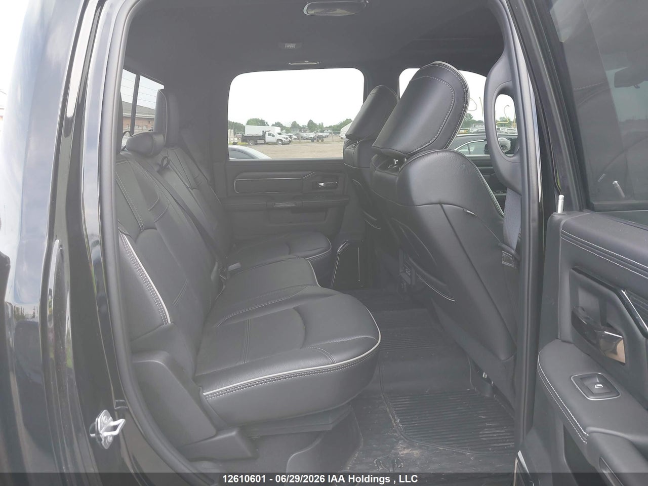 2024 RAM 3500 LIMITED thumbnail 9