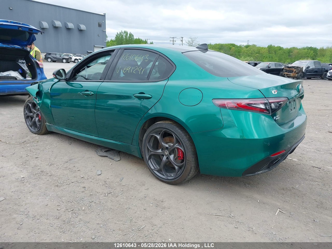 2025 ALFA ROMEO GIULIA TRIBUTO ITALIANO AWD thumbnail 4