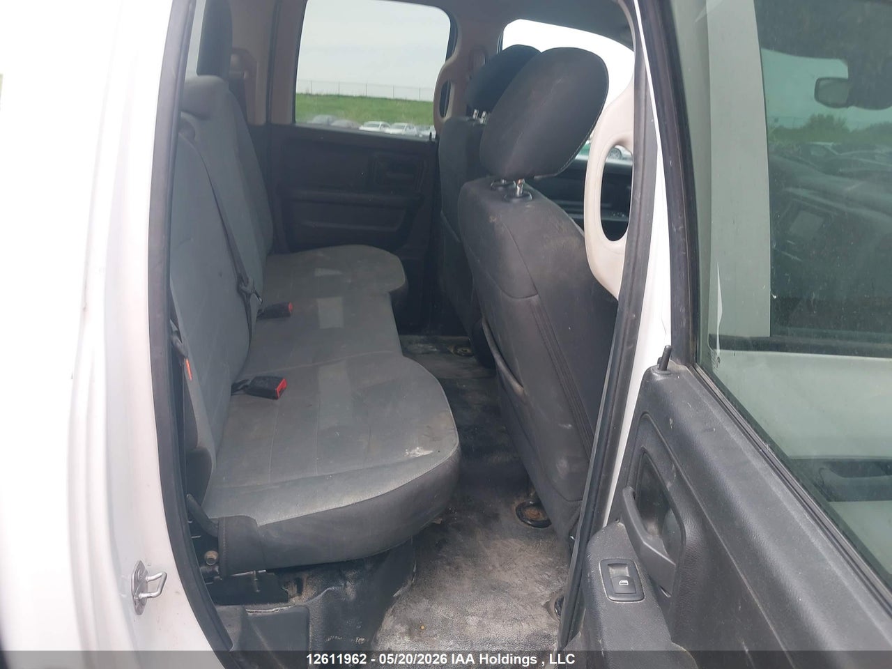2022 RAM 1500 CLASSIC TRADESMAN thumbnail 9