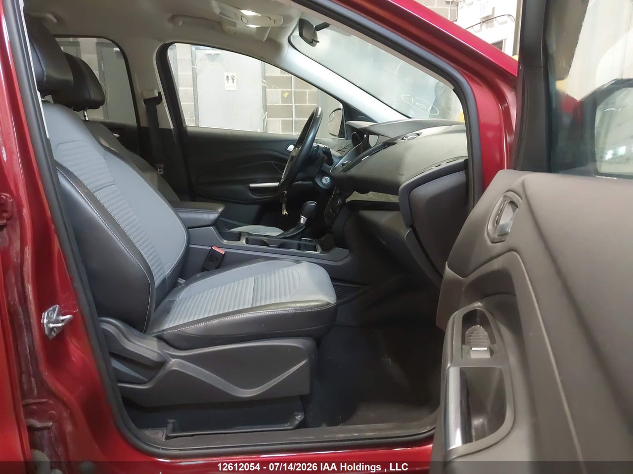 2017 FORD ESCAPE SE thumbnail 6