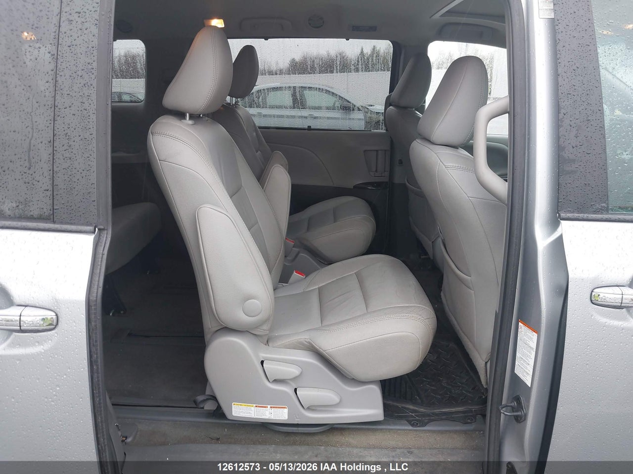 2015 TOYOTA SIENNA XLE/LIMITED thumbnail 9
