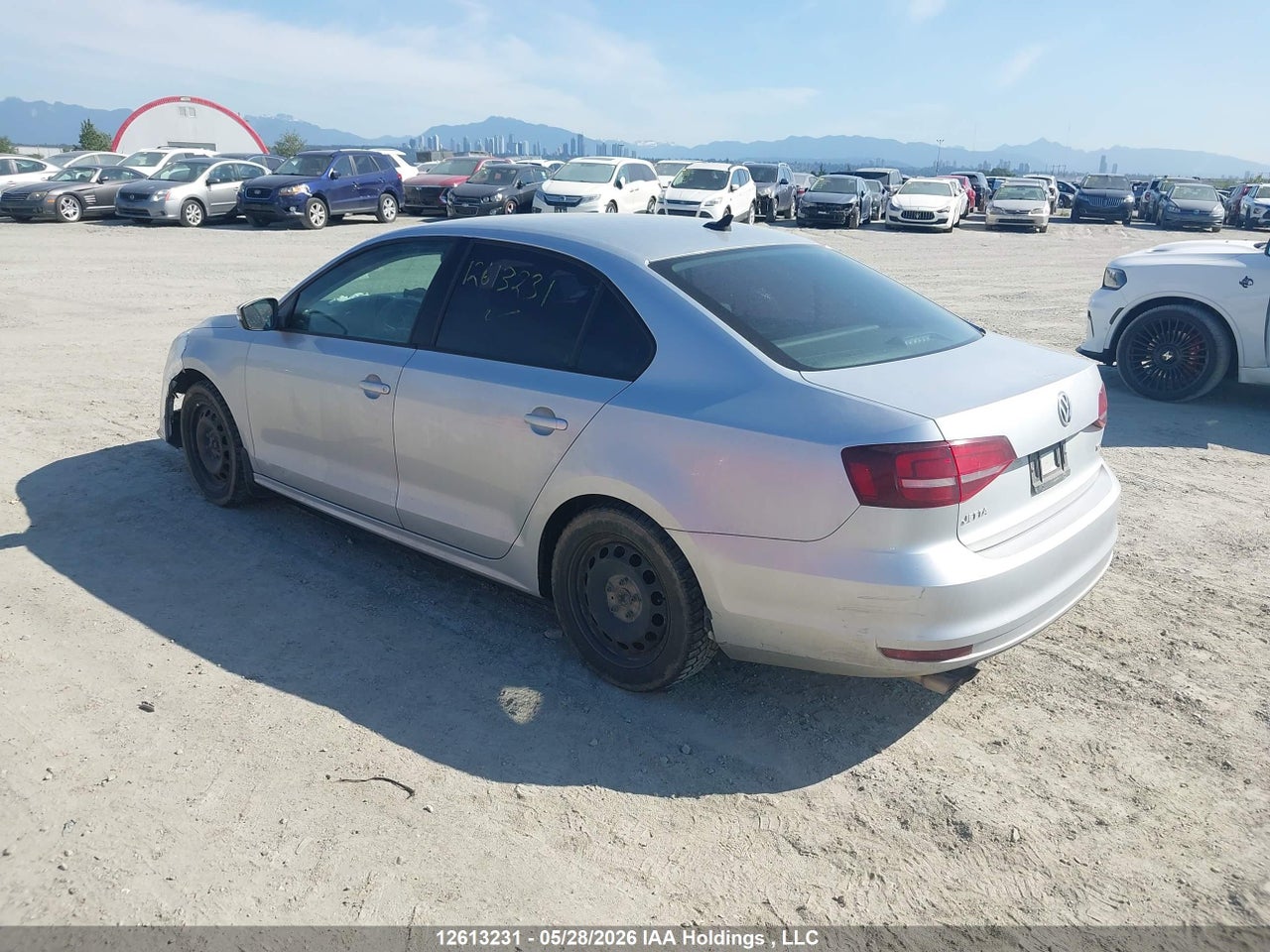 2016 VOLKSWAGEN JETTA SEDAN thumbnail 4