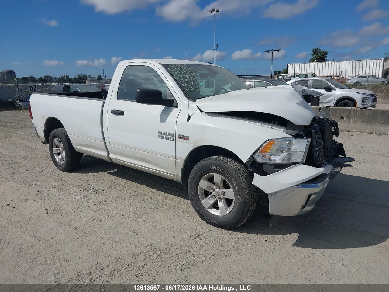 2023 RAM 1500 CLASSIC TRADESMAN thumbnail 2