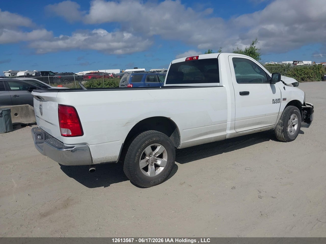 2023 RAM 1500 CLASSIC TRADESMAN thumbnail 5