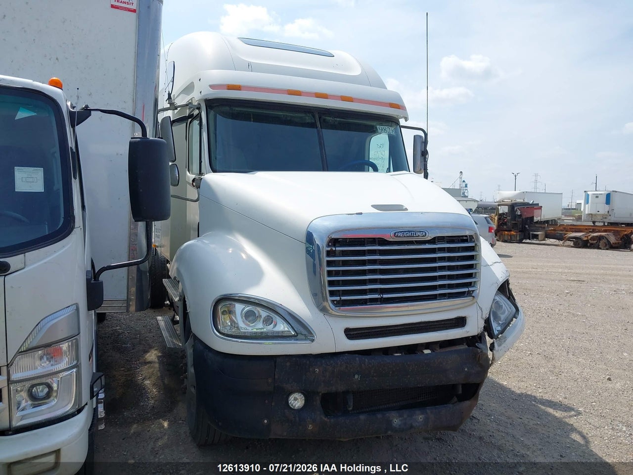 2005 FREIGHTLINER CONVENTIONAL COLUMBIA thumbnail 2