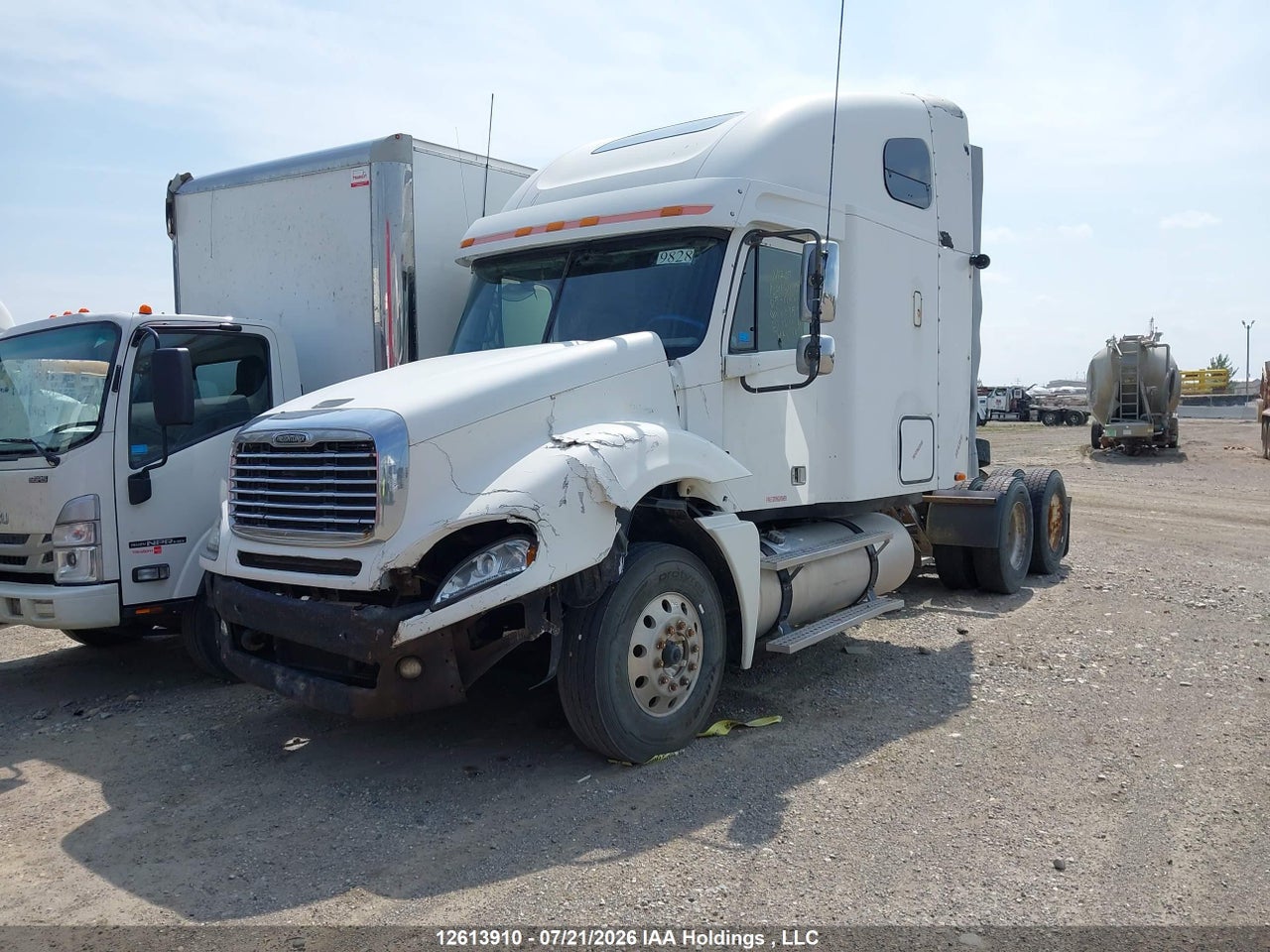 2005 FREIGHTLINER CONVENTIONAL COLUMBIA thumbnail 3
