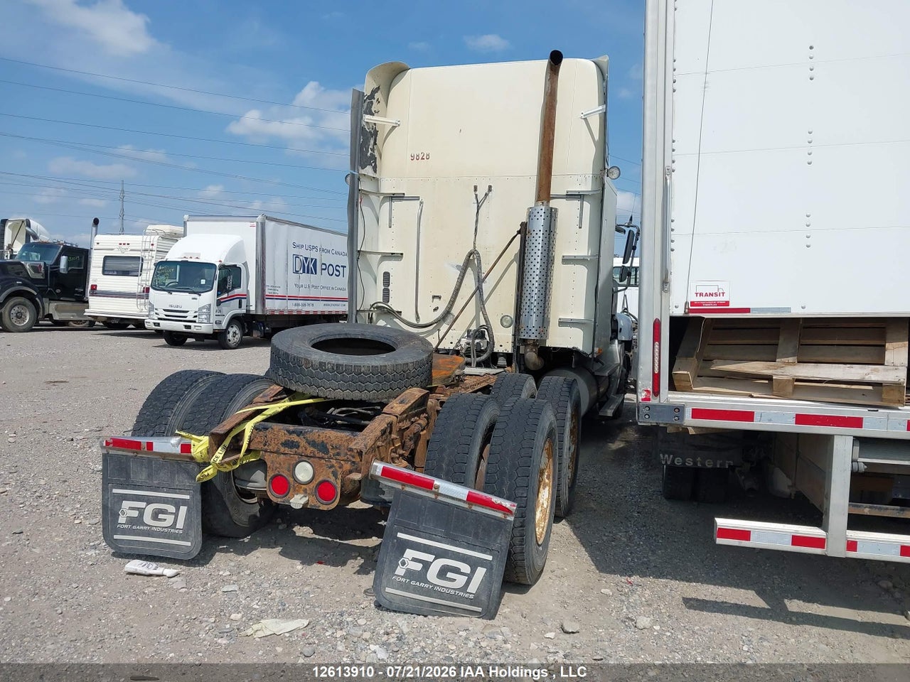 2005 FREIGHTLINER CONVENTIONAL COLUMBIA thumbnail 5