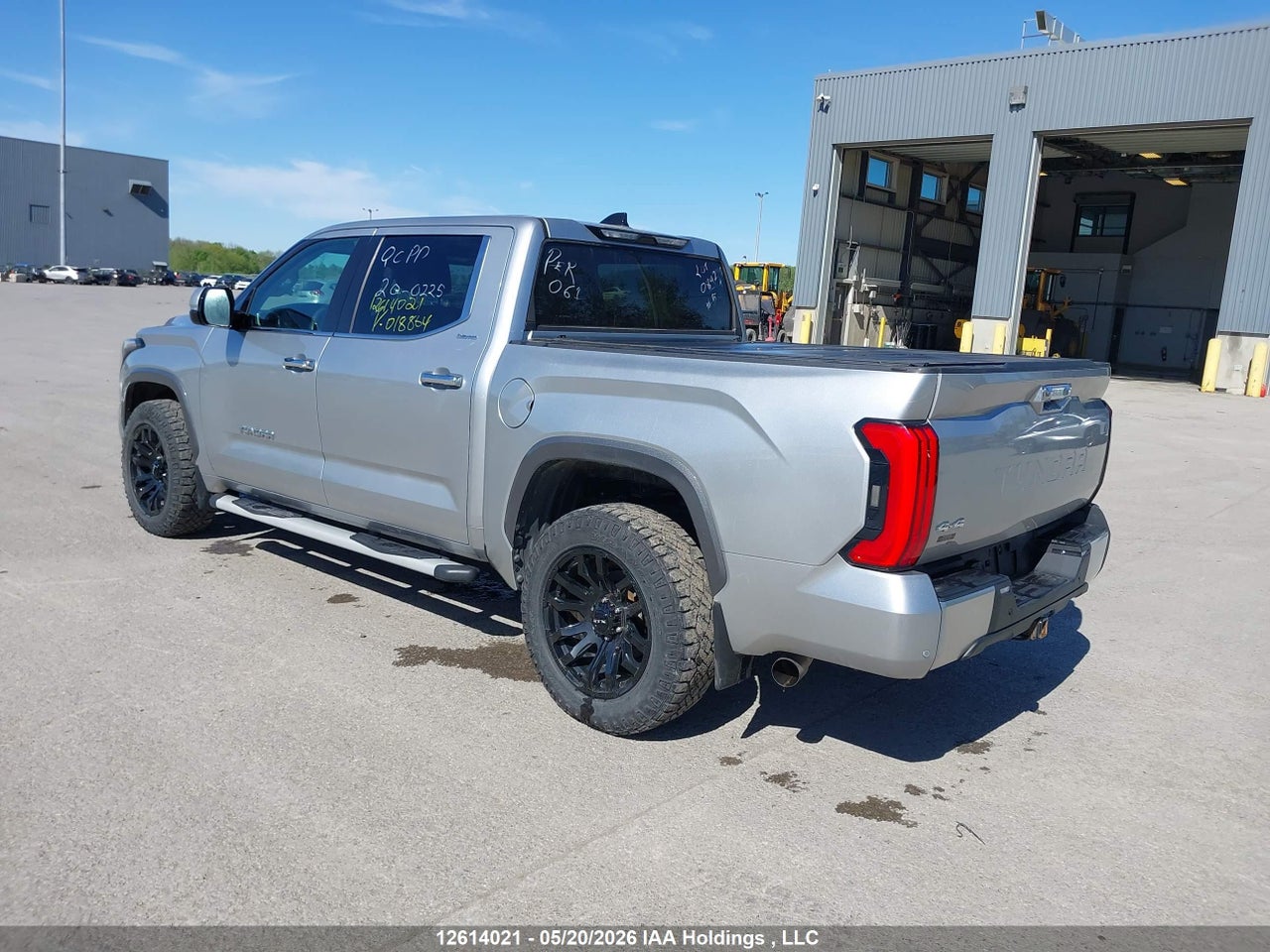 2022 TOYOTA TUNDRA thumbnail 4