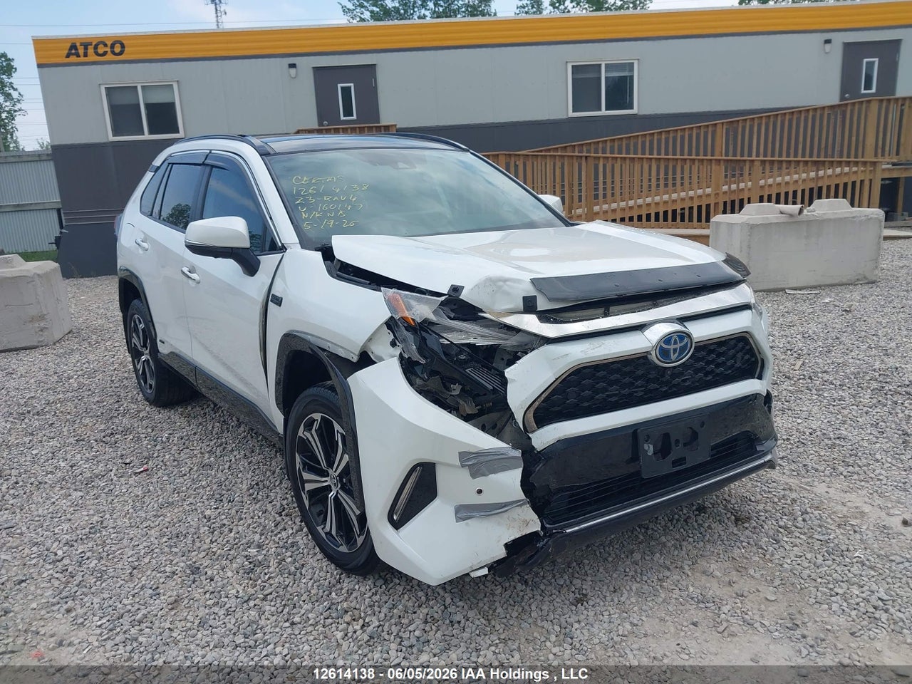 2023 TOYOTA RAV4 PRIME XSE thumbnail 7