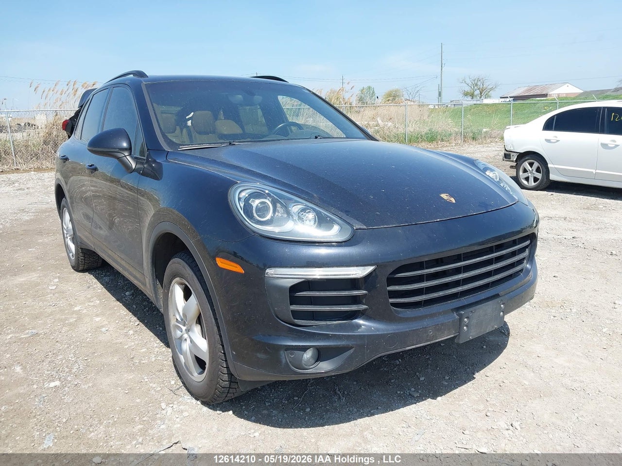 2016 PORSCHE CAYENNE thumbnail 2