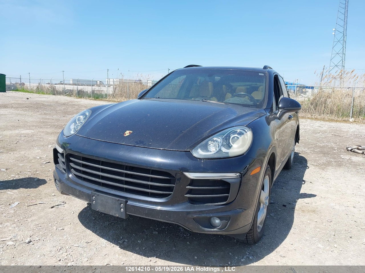 2016 PORSCHE CAYENNE thumbnail 3
