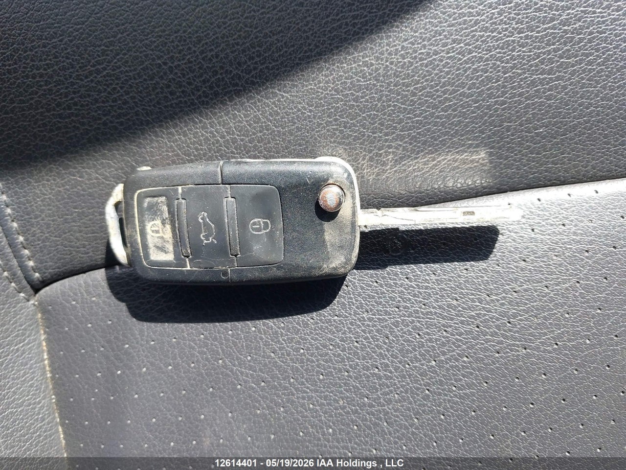 2005 VOLKSWAGEN PASSAT GLS TDI thumbnail 11