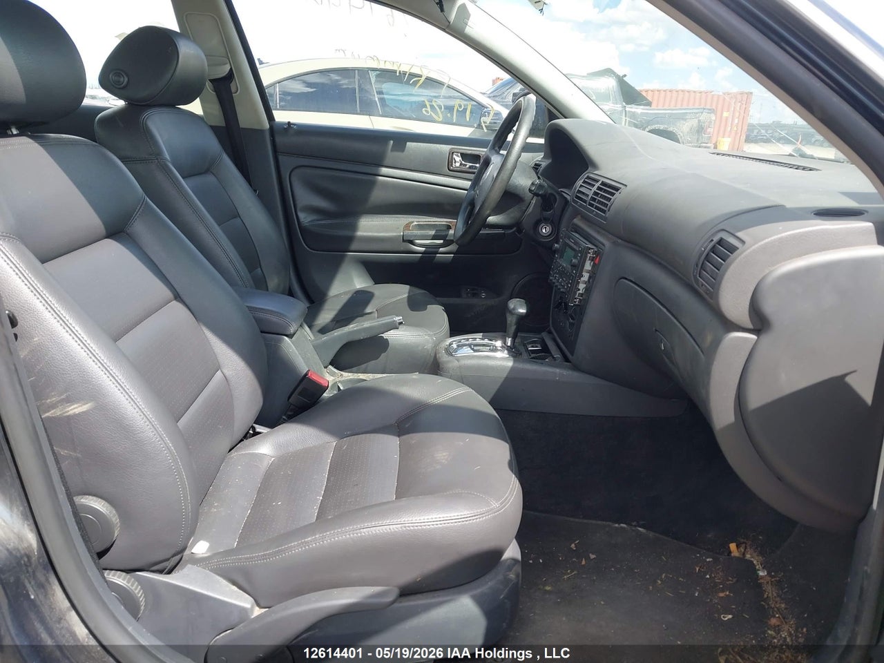 2005 VOLKSWAGEN PASSAT GLS TDI thumbnail 6