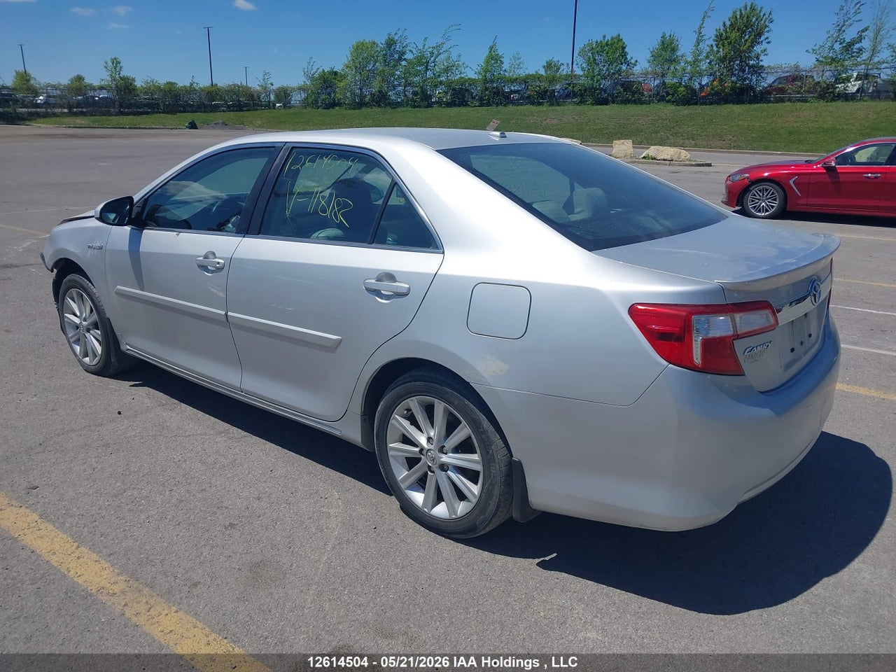 2014 TOYOTA CAMRY thumbnail 4