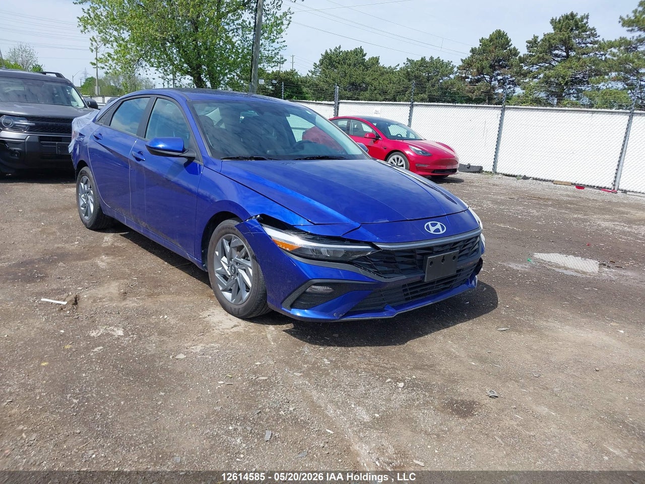 2025 HYUNDAI ELANTRA PREFERRED thumbnail 2