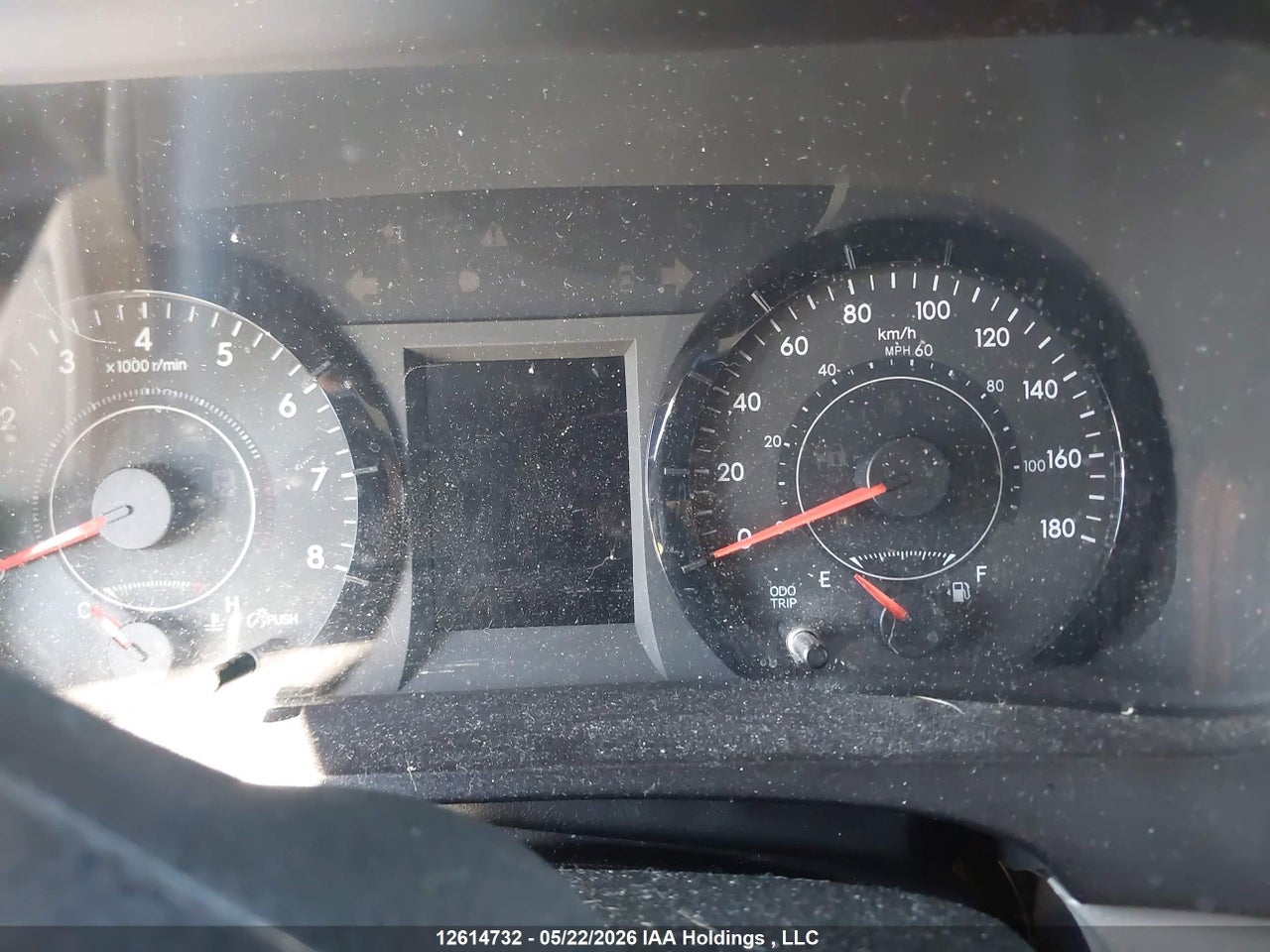 2015 TOYOTA SIENNA 7 PASSENGER thumbnail 8