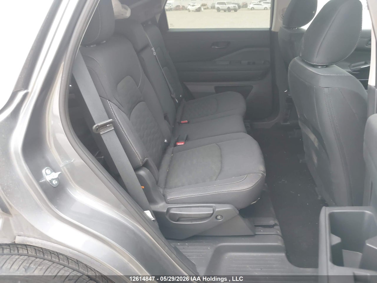 2025 NISSAN PATHFINDER S thumbnail 9