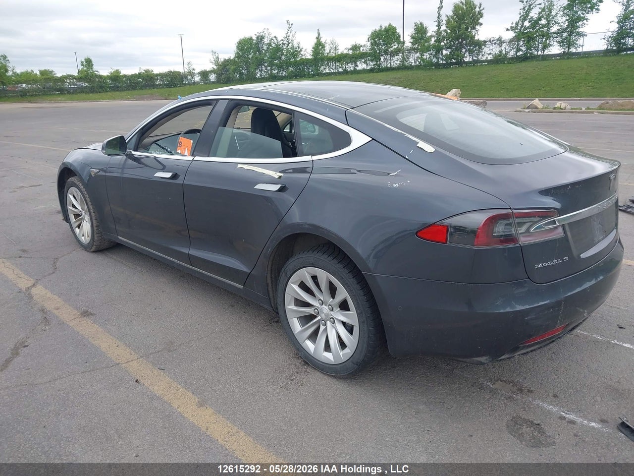 2016 TESLA MODEL S thumbnail 4