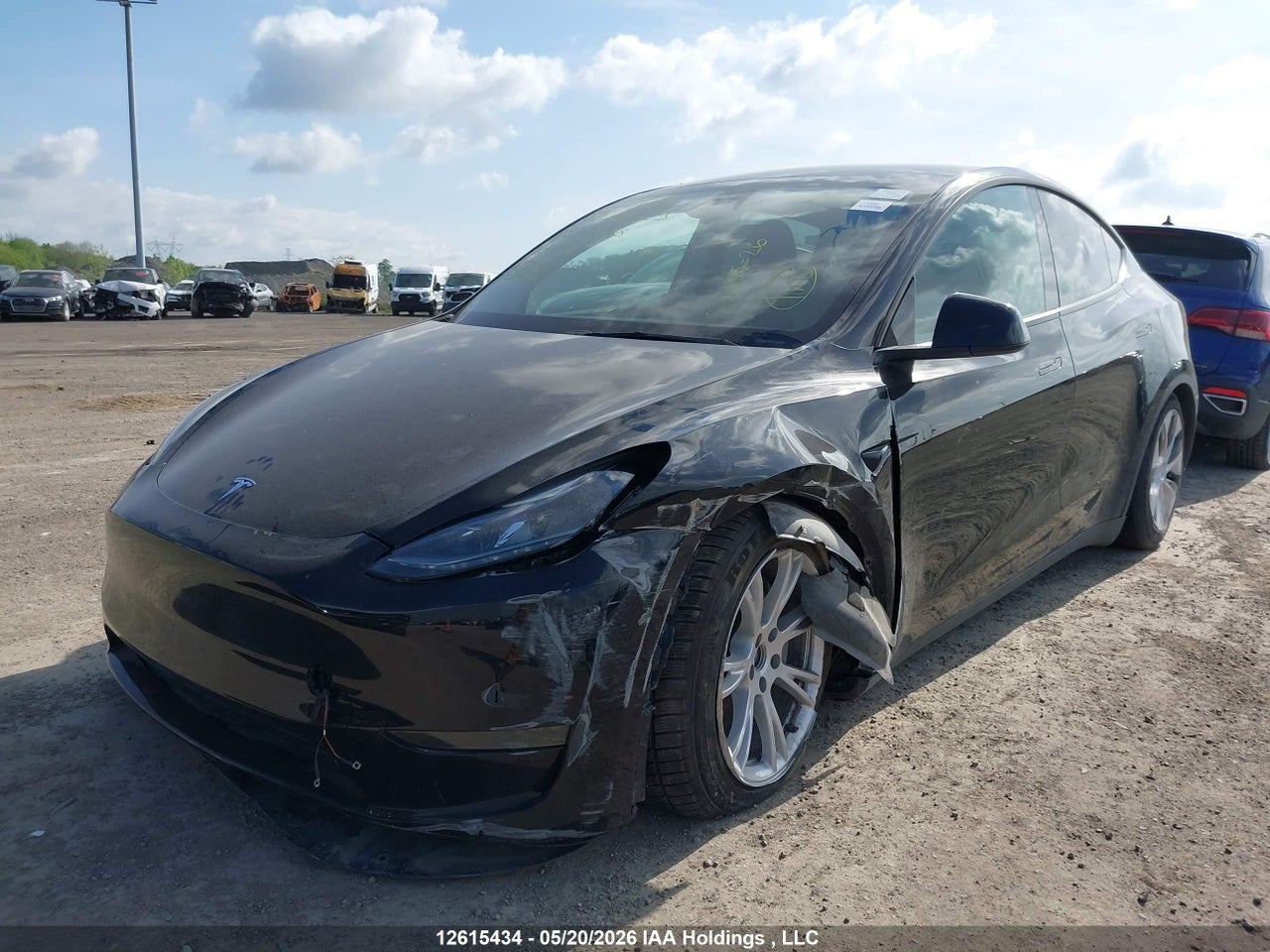 2024 TESLA MODEL Y LONG RANGE/RWD thumbnail 7