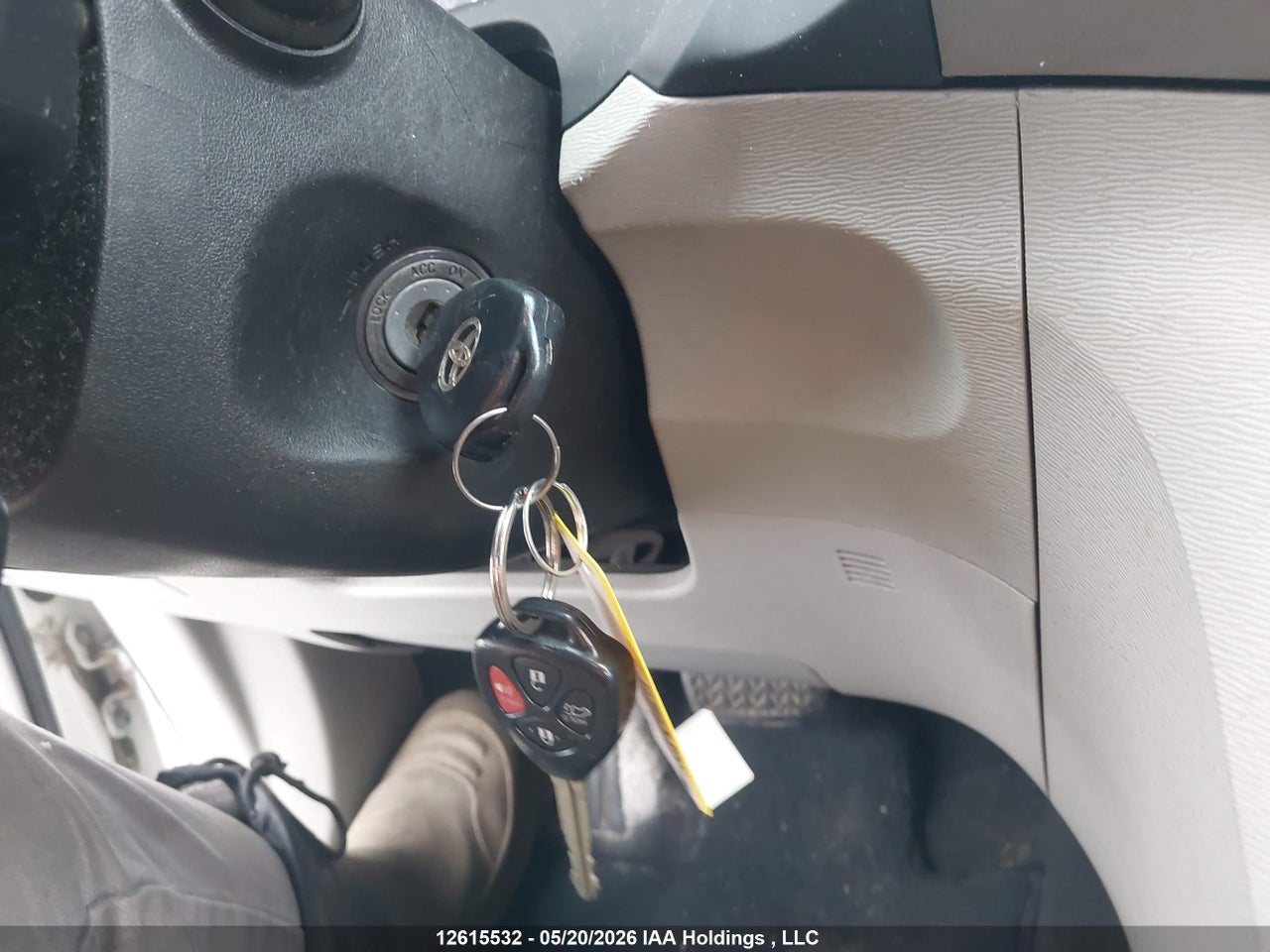 2011 TOYOTA VENZA BASE V6 thumbnail 12