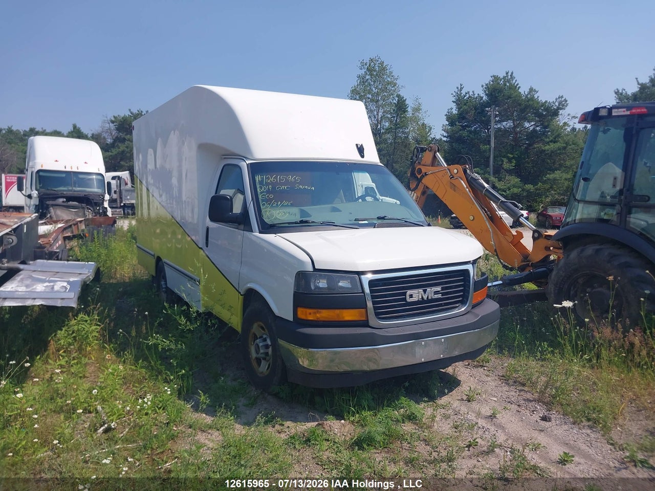 2019 GMC SAVANA CUTAWAY WORK VAN thumbnail 2