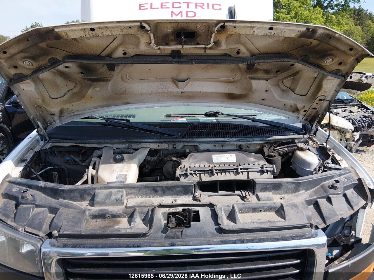 2019 GMC SAVANA CUTAWAY WORK VAN thumbnail 11
